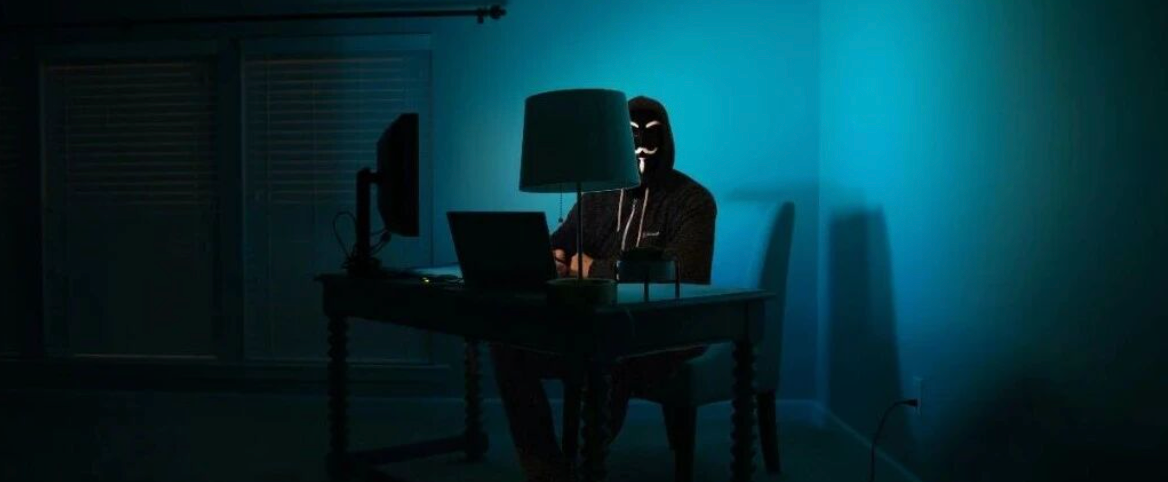 00后黑客落网！曾运营大型僵尸网络，频繁攻击腾讯游戏、DeepSeek、X平台